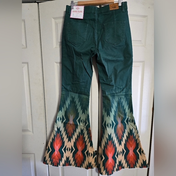 Ranch Dressn SUPER flare - Picture 5 of 5